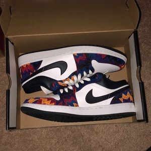 Air Jordan 1 Low. Only wore 1 or twice in good condition